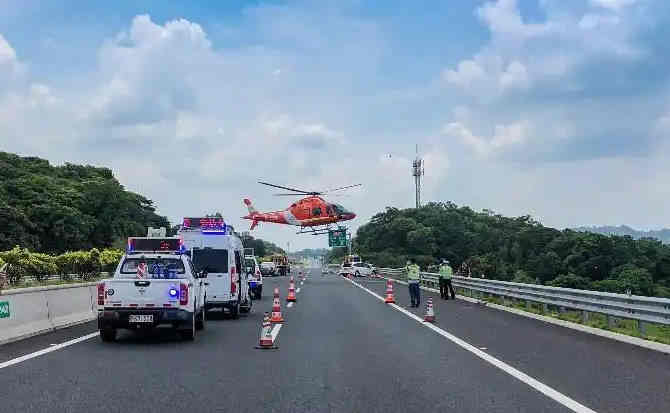 靖边高速公路汽车救援案例