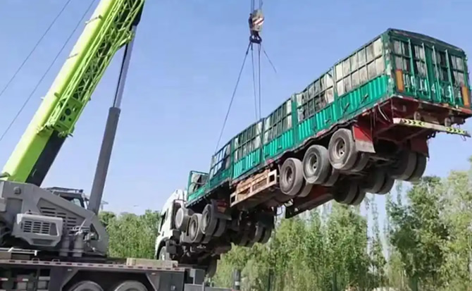 靖边道路脱困救援案例